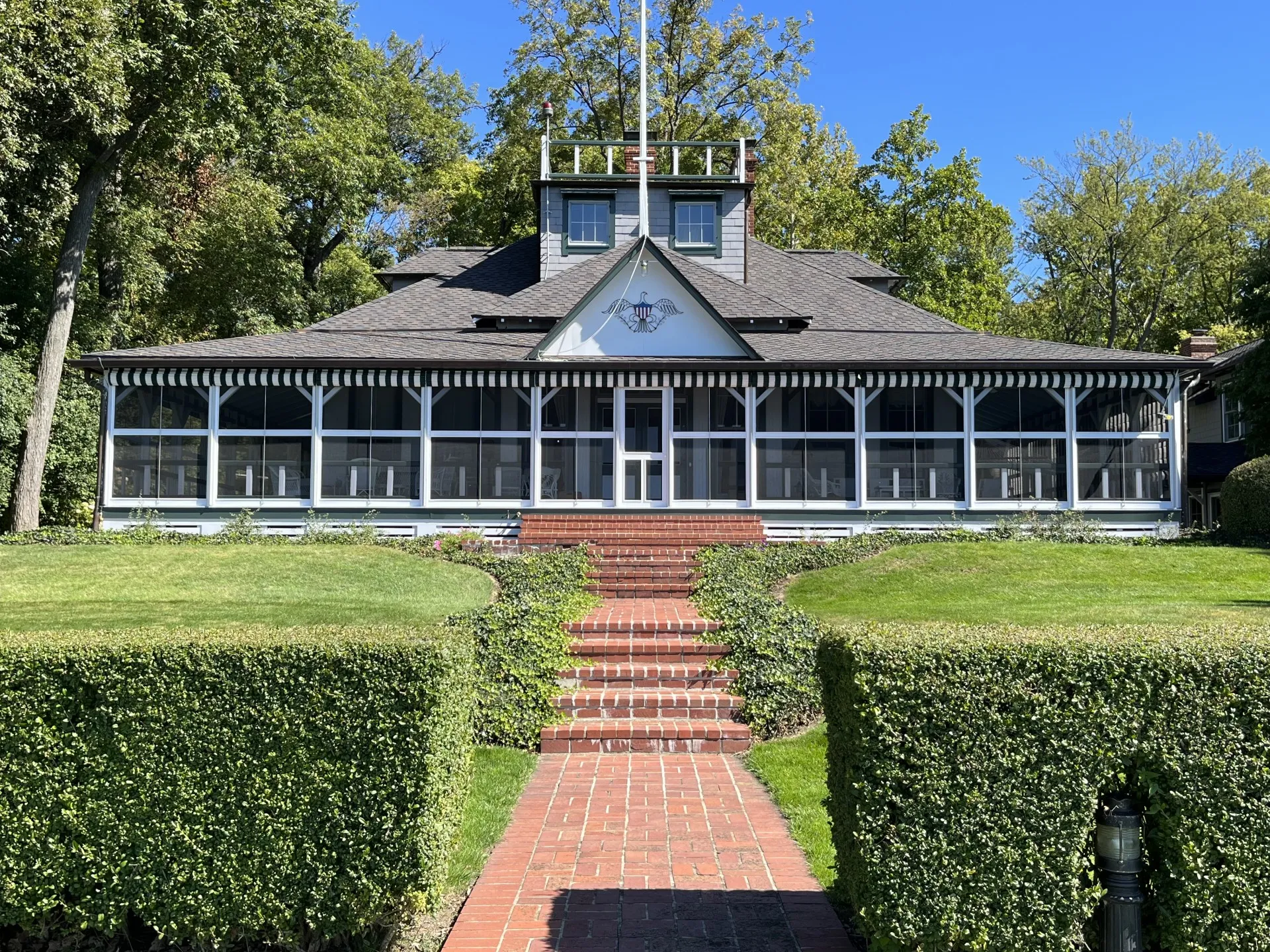 Historic Lake Home Screen Porch with Weather Queen® Exterior Screen Porch Shades