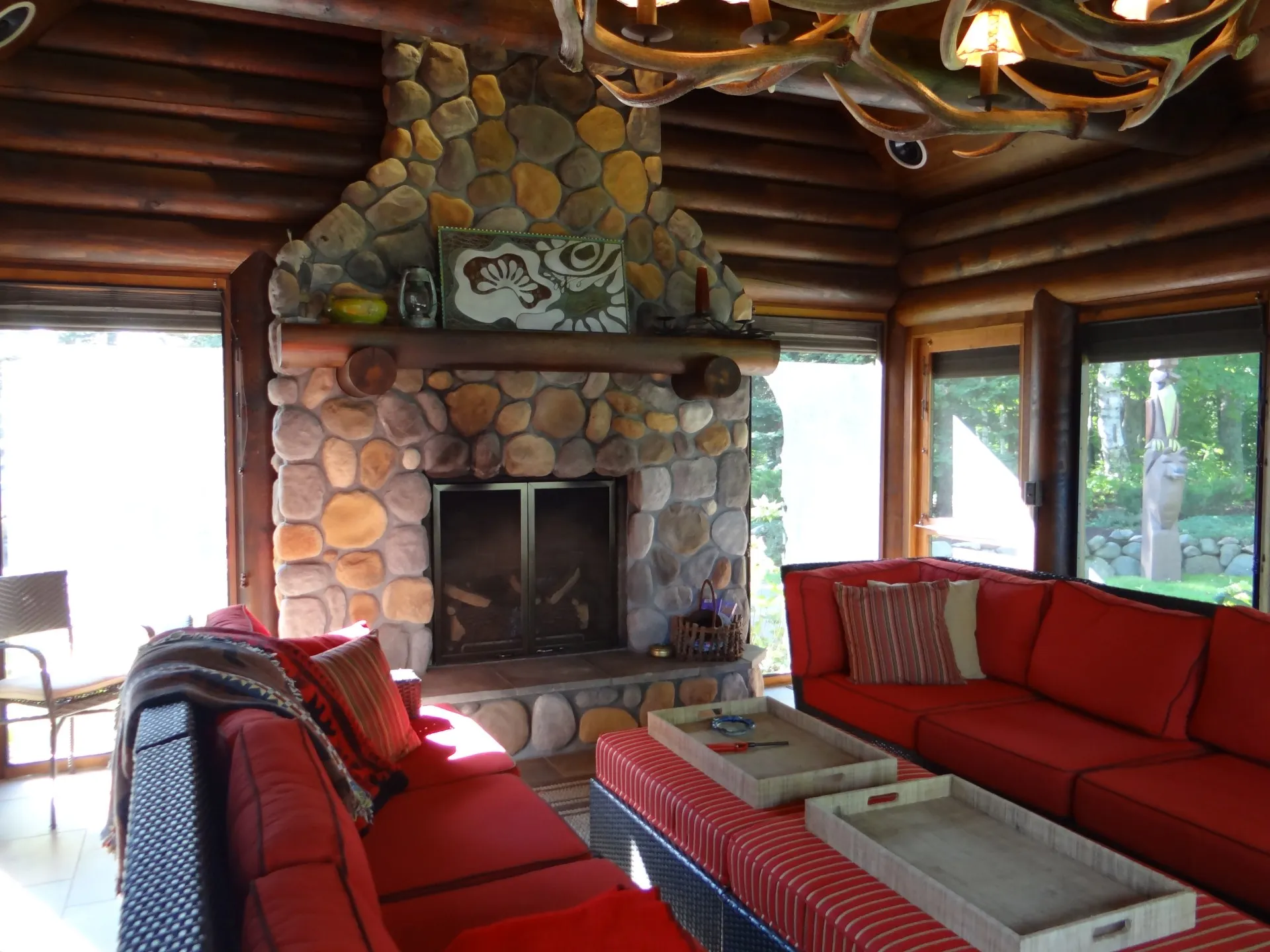 DSC02903 (5) A fireplace completes the welcoming feel of this wonderful addition